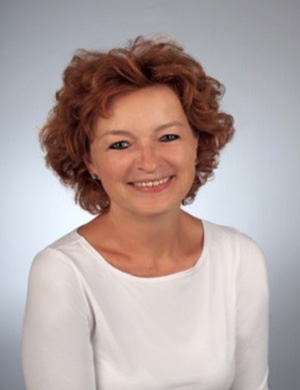 Dr Agnieszka Knap-Stefaniuk
