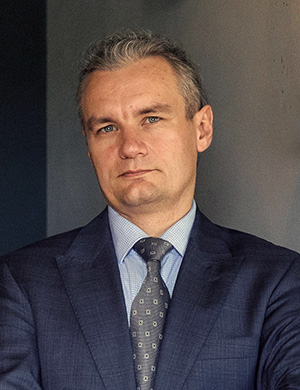 Dr hab. Jarosław Kucharski